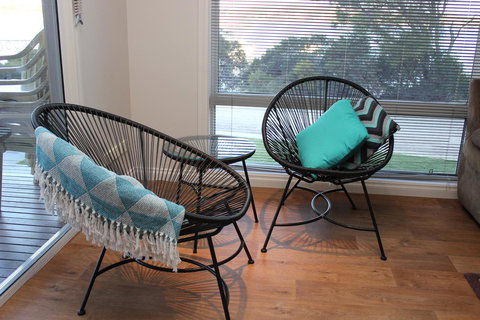 Waterfront On Osprey - Holiday Sunshine Coast 3