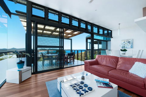 One Mile Retreat - Sunshine Coast Tourism 3