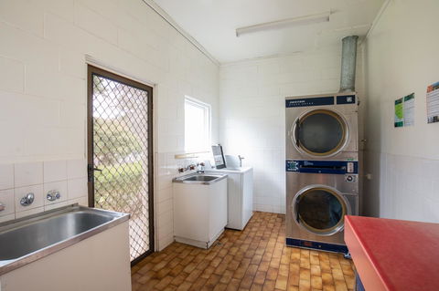 Blue Lake Holiday Park - Holiday Sunshine Coast 11