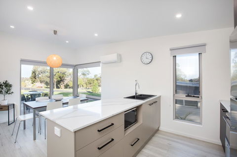 Blue Lake Holiday Park - Holiday Sunshine Coast 22