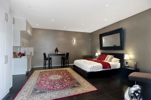 Esplanade Escape - Holiday Sunshine Coast 33