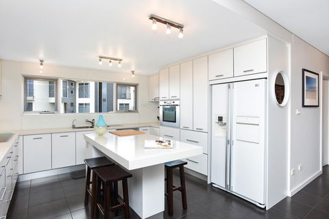 Esplanade Escape - Holiday Sunshine Coast 27