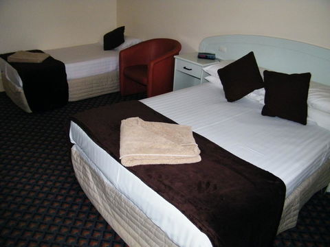 Grand Tasman Hotel - Holiday Sunshine Coast 32