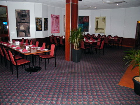 Grand Tasman Hotel - Holiday Sunshine Coast 41