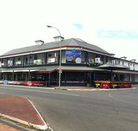Grand Tasman Hotel - Holiday Sunshine Coast