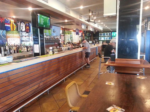 Grand Tasman Hotel - Holiday Sunshine Coast 5