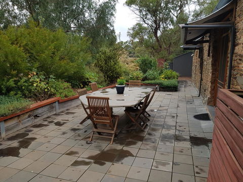 William Hunt's Retreat - Cypress Studio - Sunshine Coast Tourism 6