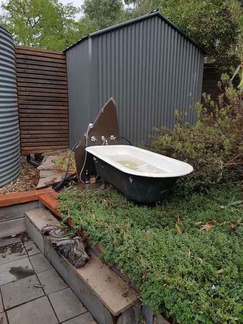 William Hunt's Retreat - Cypress Studio - Sunshine Coast Tourism 5