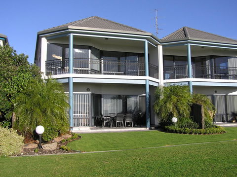 Mariners Cay Apartment - Holiday Sunshine Coast 3