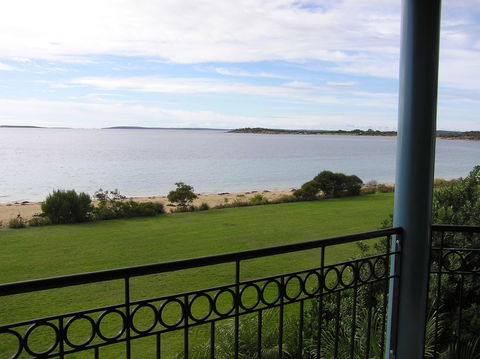 Mariners Cay Apartment - Holiday Sunshine Coast 6