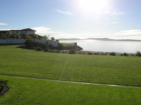 Mariners Cay Apartment - Holiday Sunshine Coast 8