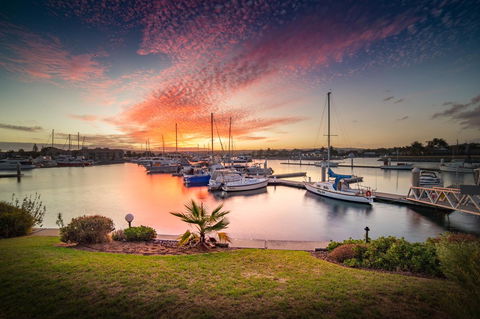 Marina Reflections - Holiday Sunshine Coast 18