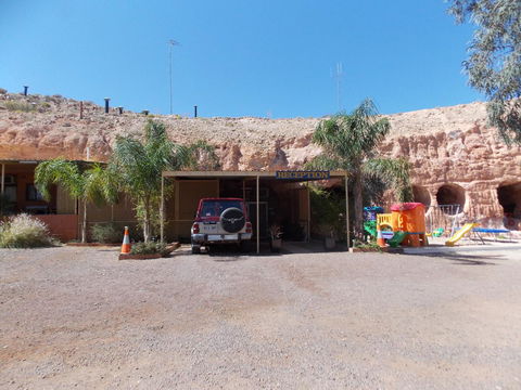 Desert View Apartments - Sunshine Coast Tourism 0