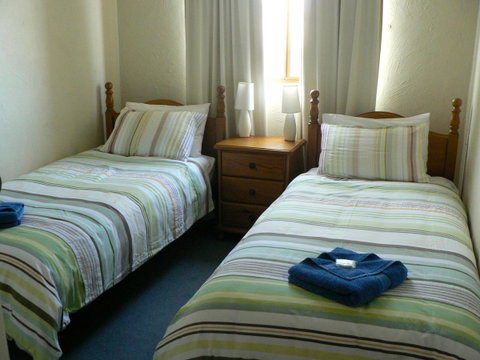 South Esplanade Apartment - Sunshine Coast Tourism 0