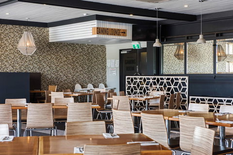 Berri Hotel - Sunshine Coast Tourism 2