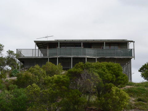Lantauanan - The Lookout - Holiday Sunshine Coast 7