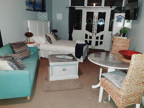 Court House - Studio - Sunshine Coast Tourism 0