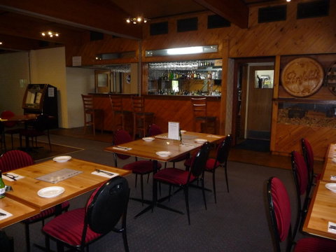 The Wine Vine Hotel - Sunshine Coast Tourism 8