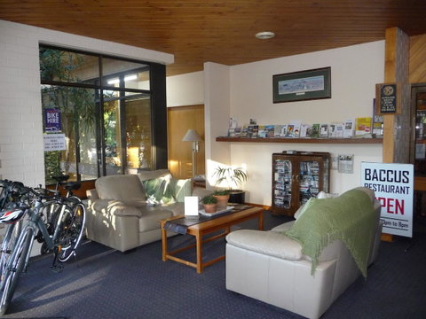 The Wine Vine Hotel - Sunshine Coast Tourism 9