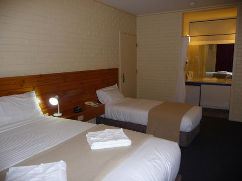The Wine Vine Hotel - Sunshine Coast Tourism 2