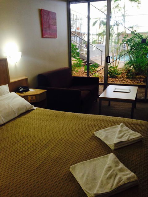 Nightcap At Roxby Downs - Holiday Sunshine Coast 1