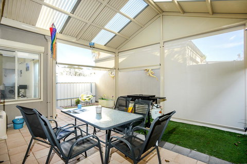 Blue Zone - Aldinga Beach - Sunshine Coast Tourism 17