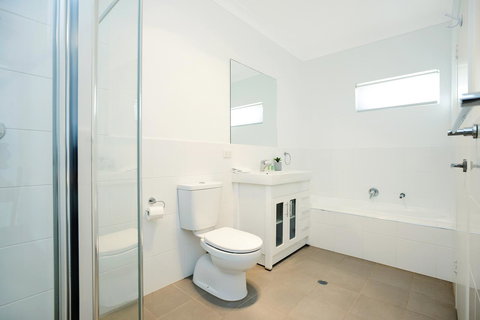 Blue Zone - Aldinga Beach - Sunshine Coast Tourism 11