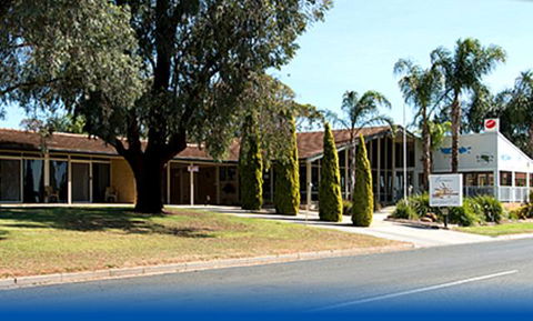 Barmera Lake Resort Motel - Sunshine Coast Tourism 32