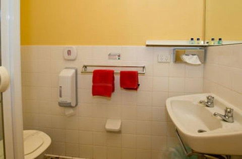 Barmera Lake Resort Motel - Sunshine Coast Tourism 14