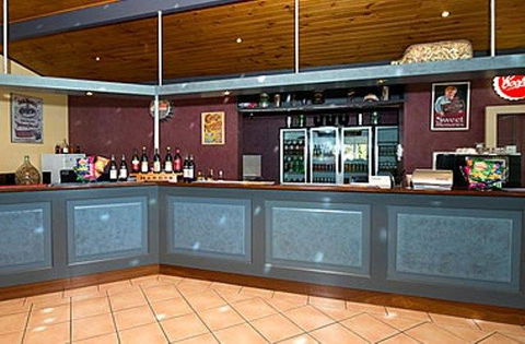 Barmera Lake Resort Motel - Sunshine Coast Tourism 11