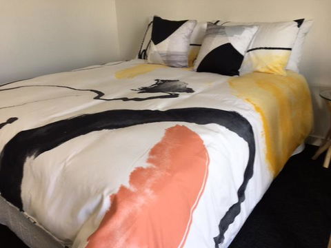 Port Lincoln Shark Apartment 3 - Sunshine Coast Tourism 10