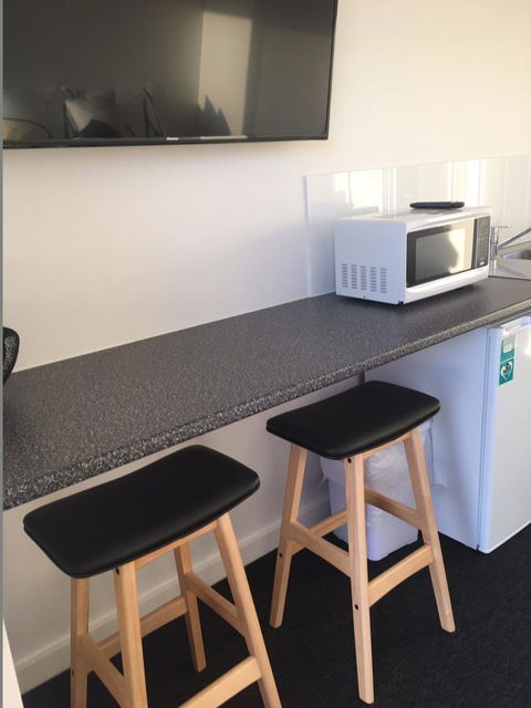 Port Lincoln Shark Apartment 3 - Sunshine Coast Tourism 14