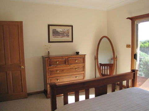 Edge Of Innes - Sunshine Coast Tourism 9