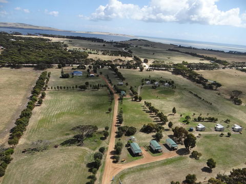 Kangaroo Island Cabins - Holiday Sunshine Coast 7