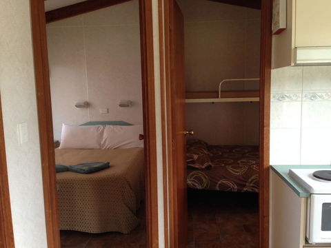 Kangaroo Island Cabins - Holiday Sunshine Coast 9
