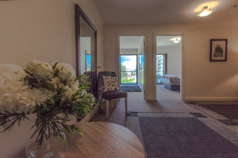 Lights Landing Penthouse - Sunshine Coast Tourism 19
