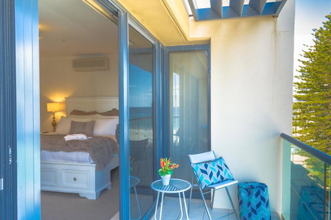 Lights Landing Penthouse - Sunshine Coast Tourism 11