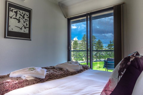 Lights Landing Penthouse - Sunshine Coast Tourism 16