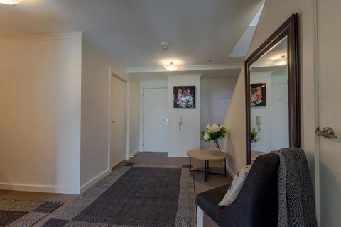 Lights Landing Penthouse - Sunshine Coast Tourism 18