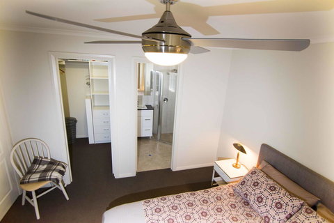 Brock's Base - Holiday Sunshine Coast 10