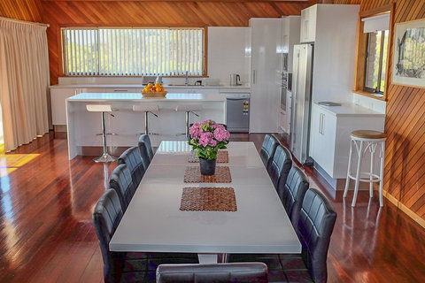 Seacroft - Sunshine Coast Tourism 4