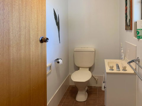 Seacroft - Sunshine Coast Tourism 10