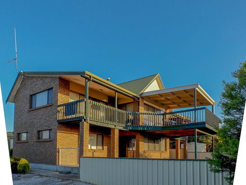 Seacroft - Sunshine Coast Tourism 27