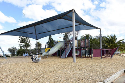 Travelway Motel - Holiday Sunshine Coast 29