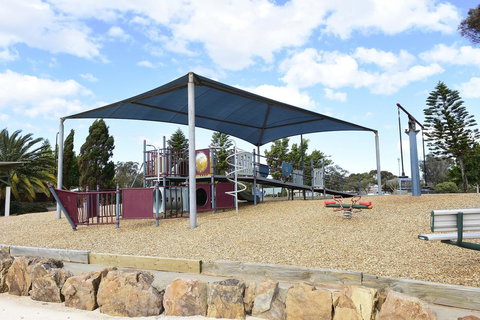 Travelway Motel - Holiday Sunshine Coast 27