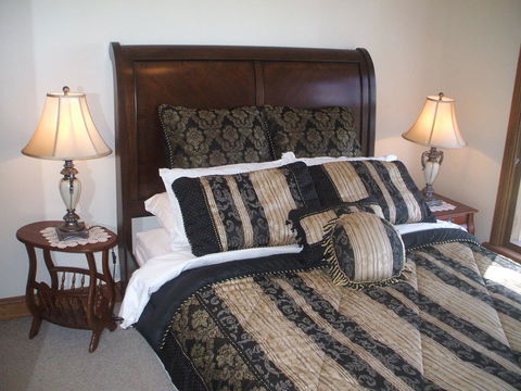 Archery Road Estate - Holiday Sunshine Coast 7