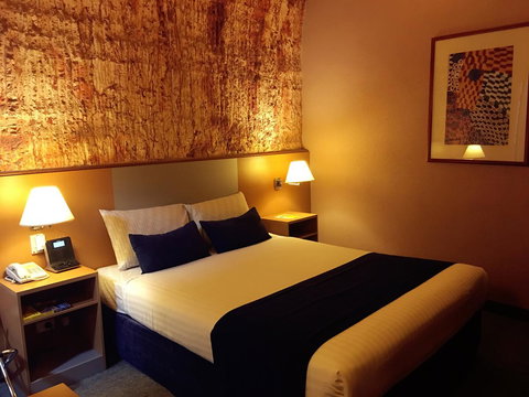 Desert Cave Hotel - Sunshine Coast Tourism 39