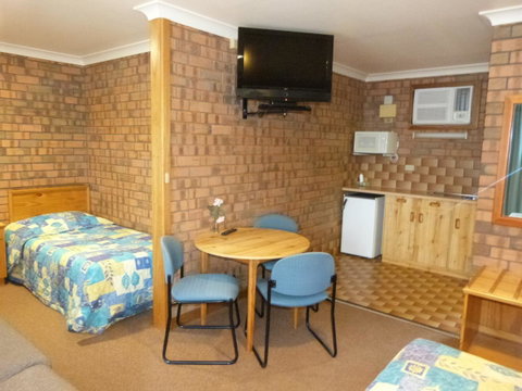 Wintersun Motel - Sunshine Coast Tourism 2