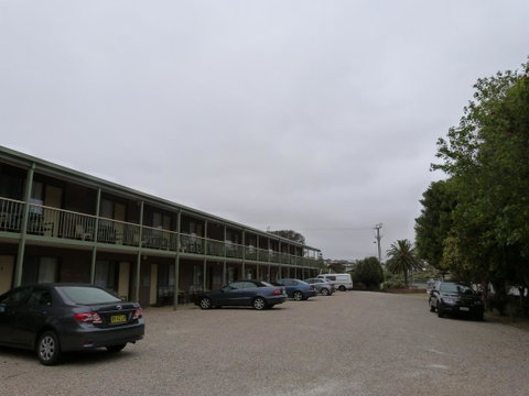 Wintersun Motel - Sunshine Coast Tourism 11