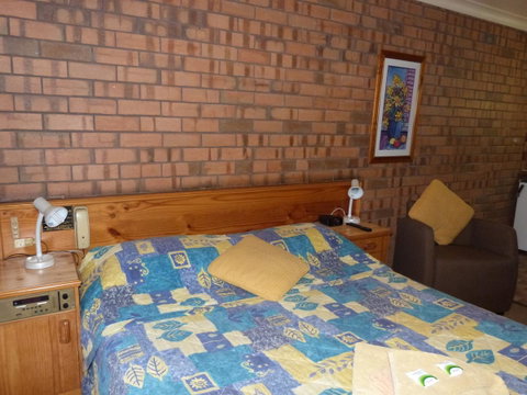 Wintersun Motel - Sunshine Coast Tourism 0